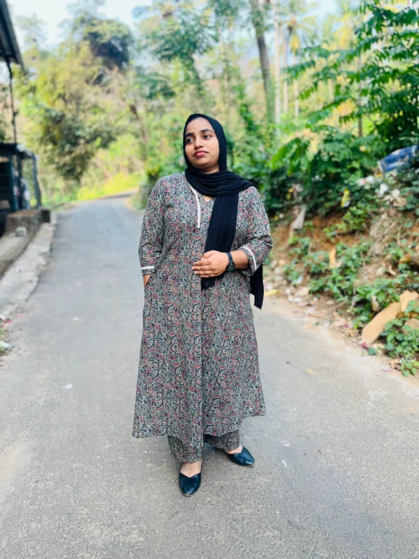 Vanya Cord Set Black